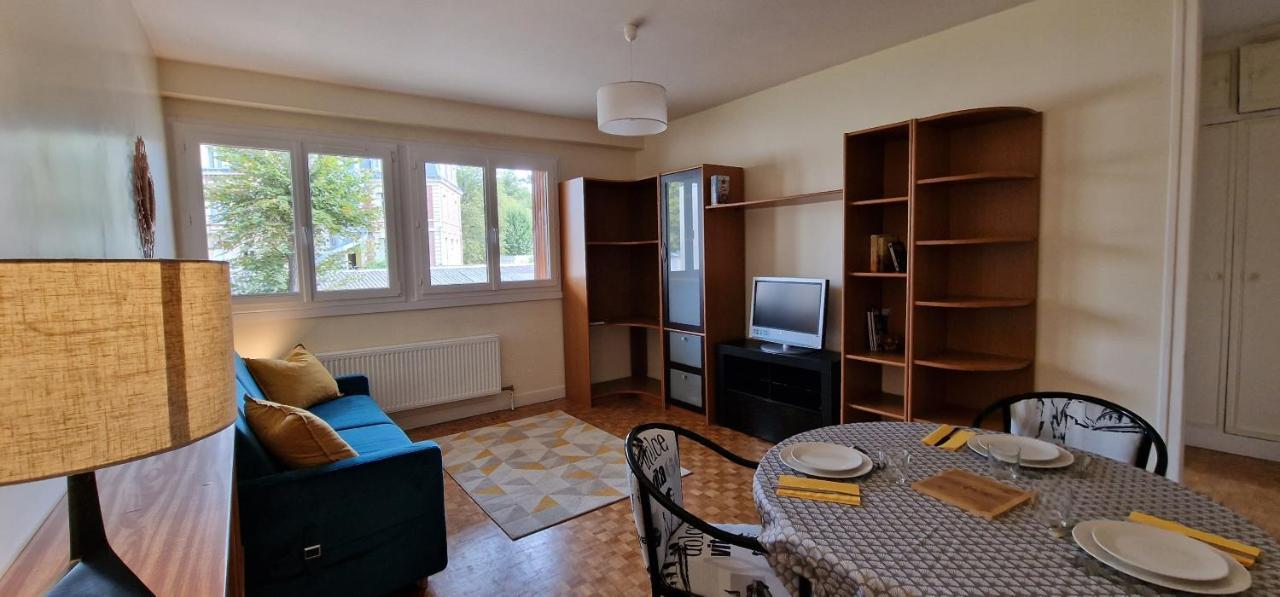 Le Sleipnir - Appartement Cantilien Calme Chantilly Exterior photo